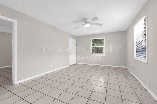 Photo - 5119 Curry Ford Rd Apartment