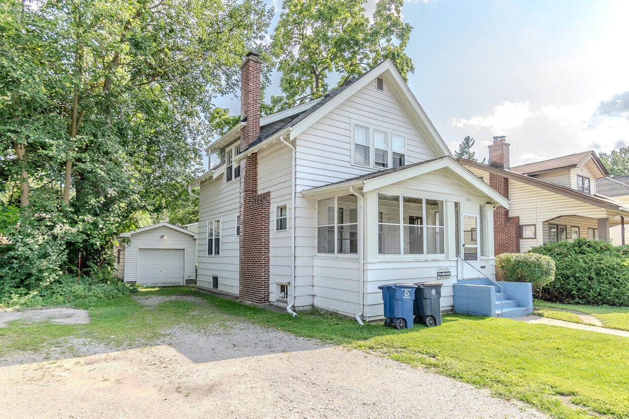 Photo - 1014 Woodlawn Ave (Ann Arbor, MI)