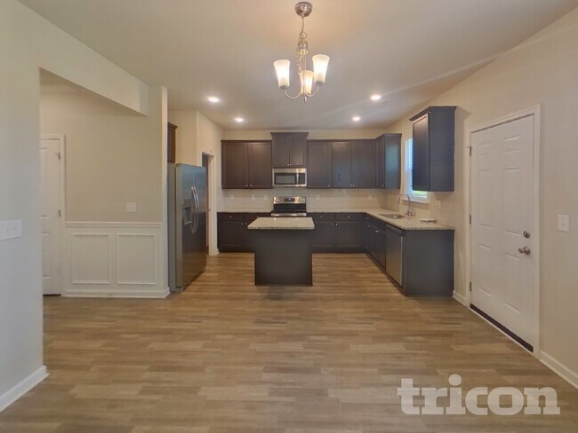 Foto del edificio - 7218 Sanctuary St