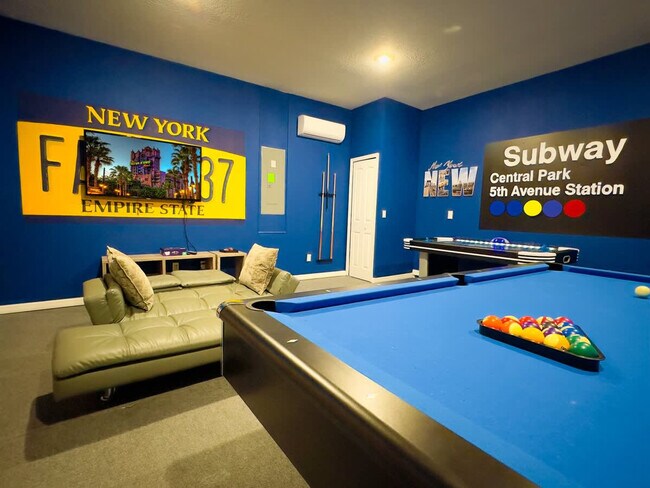 Foto del edificio - 2463 Tangier Dr