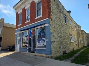 Building Photo - 809 S State St