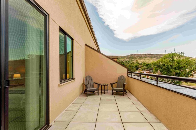 Foto del edificio - 615 24th St