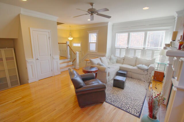 Building Photo - Beautiful 4 Bedroom Townhome in Carrboro! ...