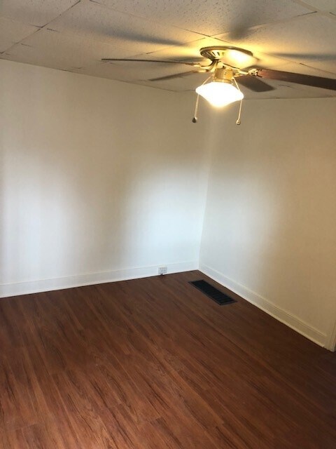 Dining Room - 4 S Conococheague St