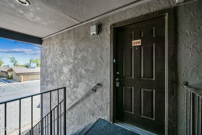 Foto del edificio - 424 W Brown Rd