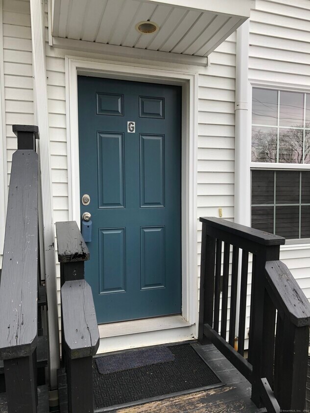 Building Photo - 310 Ely Ave