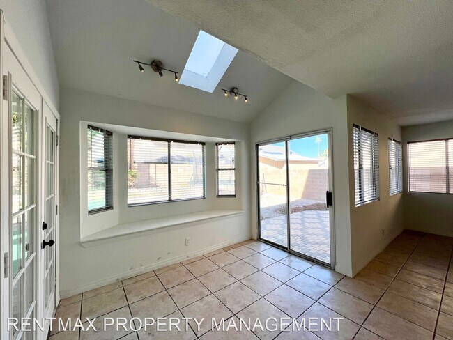 Foto del edificio - 3 br, 2.5 bath House - 323 SALINAS DR