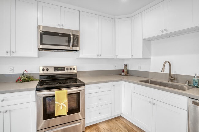 Foto del edificio - 4252 Comet Cir