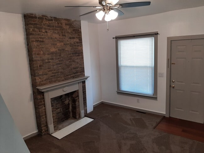 Building Photo - 1745 S 8th St