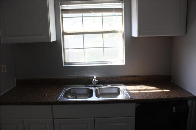 Foto del edificio - 3815 Wilder St