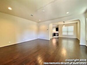 Foto del edificio - 7106 Sunny Day