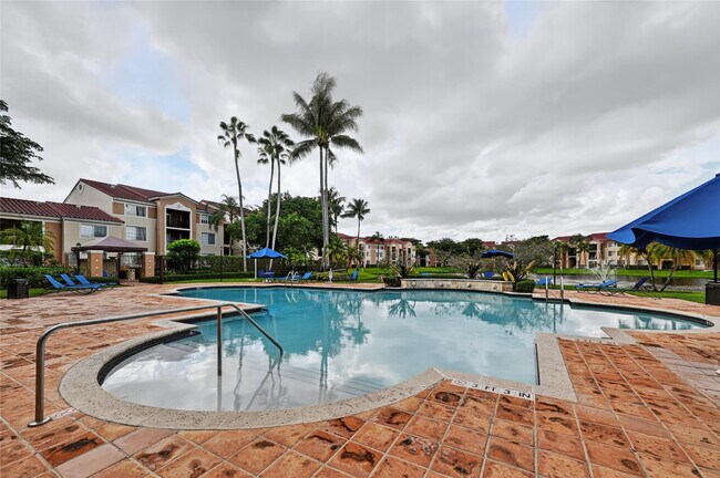 Foto del edificio - 2011 Renaissance Blvd