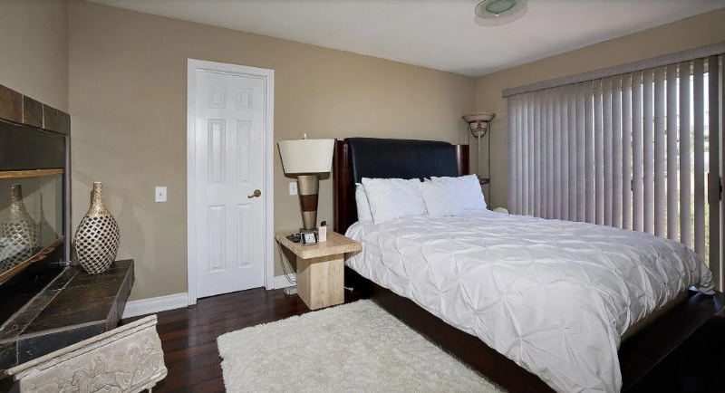 Photo - 3345 Oliphant St