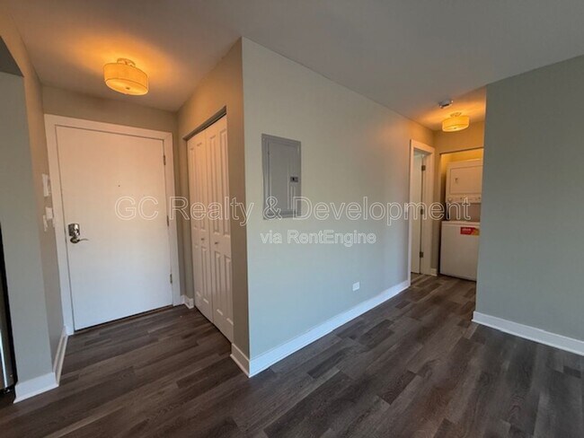 Foto del edificio - 800 Graceland Ave