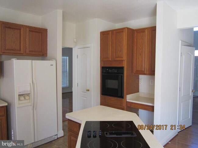 Foto del edificio - 10026 Edgewater Terrace
