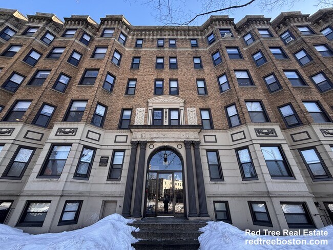 Foto del edificio - 1148 Commonwealth Ave