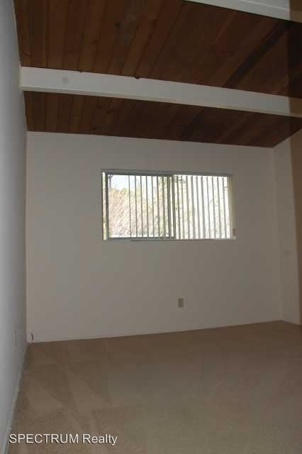Building Photo - 209 W Valerio St