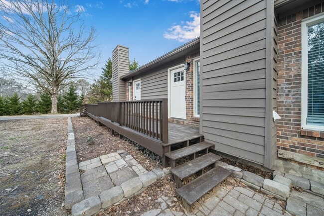 Building Photo - 6008 Champion Rd