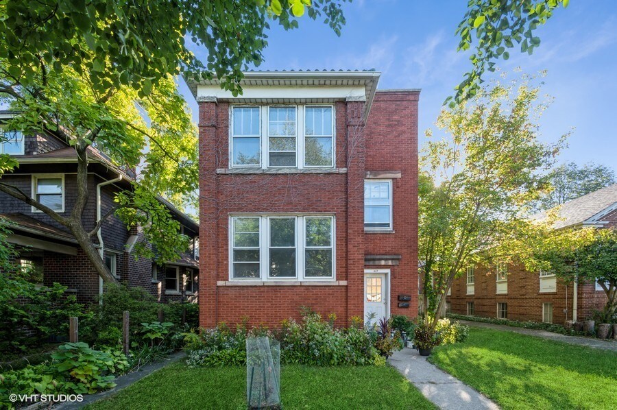 Foto principal - 647 Asbury Ave