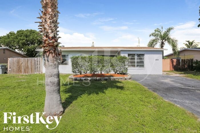 Foto principal - 2901 NE 10th Terrace