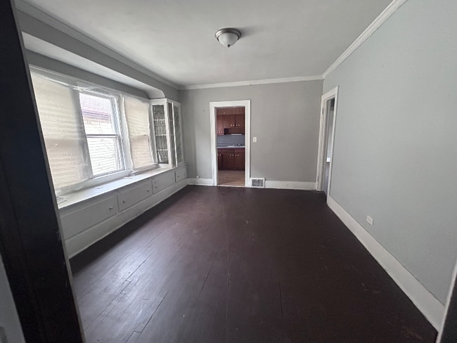 Photo - 977 E 128th St Apartment