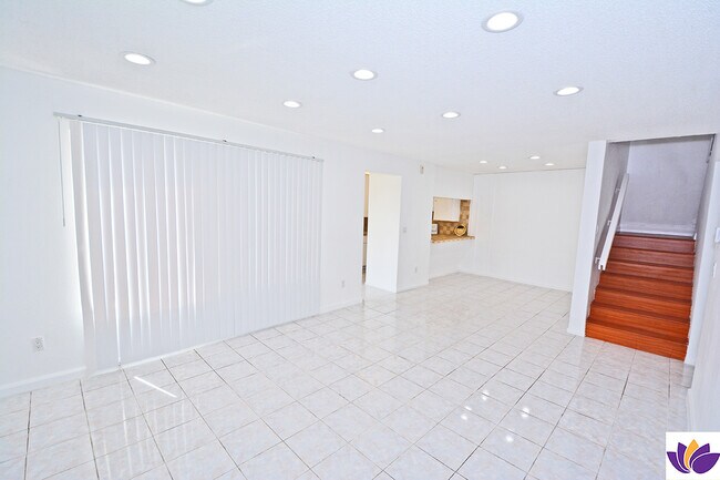 Building Photo - 18512 Mayall St