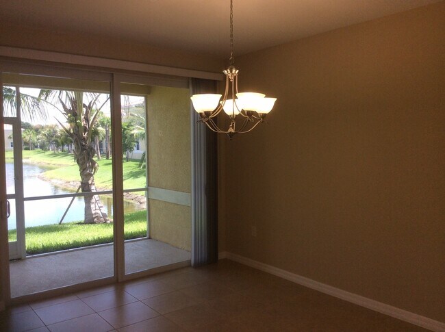 Foto del edificio - 3/2/2 Town Home Style Condo at Maintenance...
