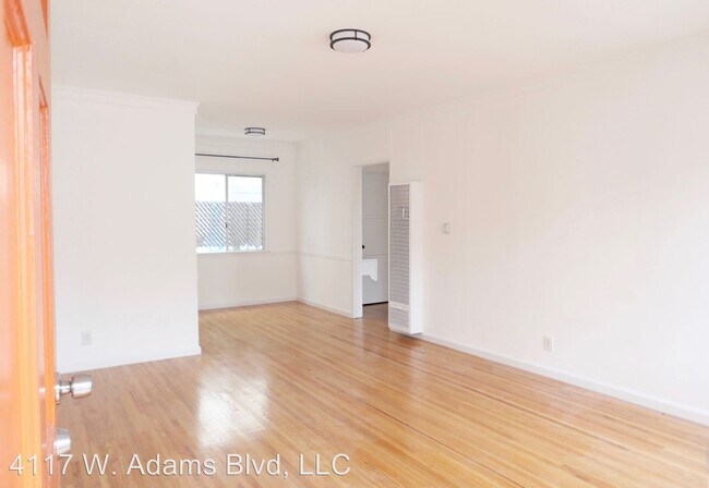 Foto del edificio - 1 br, 1 bath Apartment - 4117 W Adams Blvd