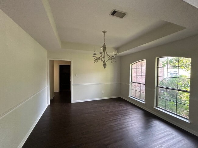Building Photo - Call Tonia Rollins (501)626-9917