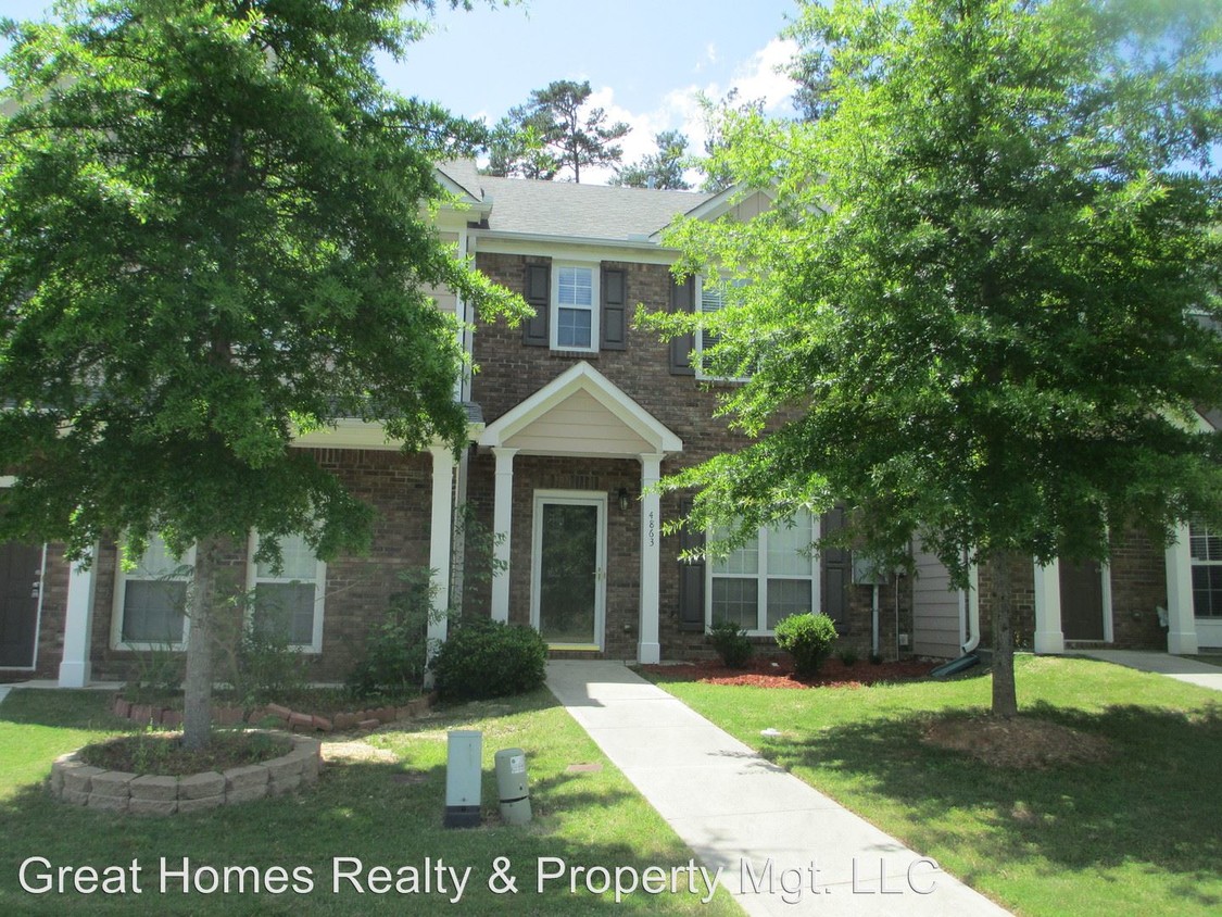 Primary Photo - 4863 Robinson Square Dr NW