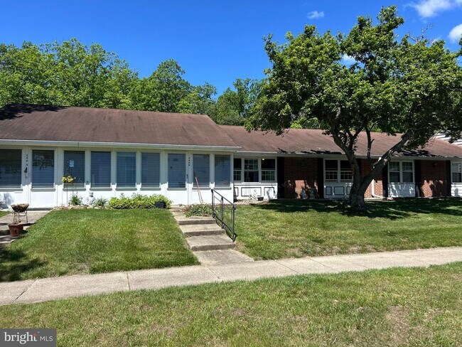 Foto del edificio - 246 Jefferson Ct
