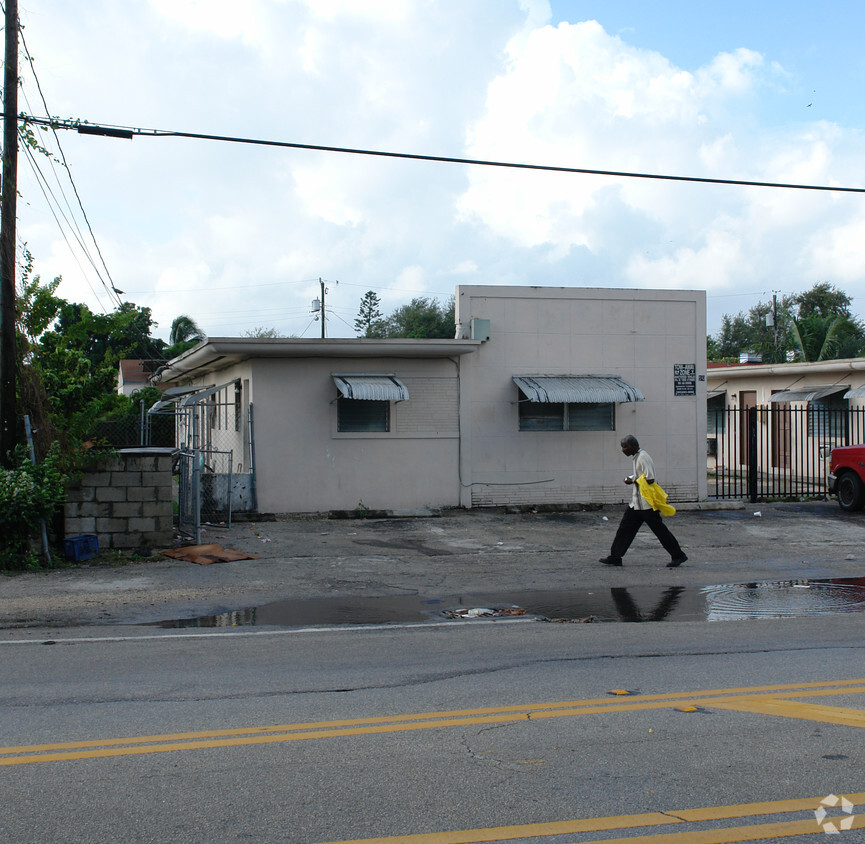 Building Photo - 50-60 NW 71st St