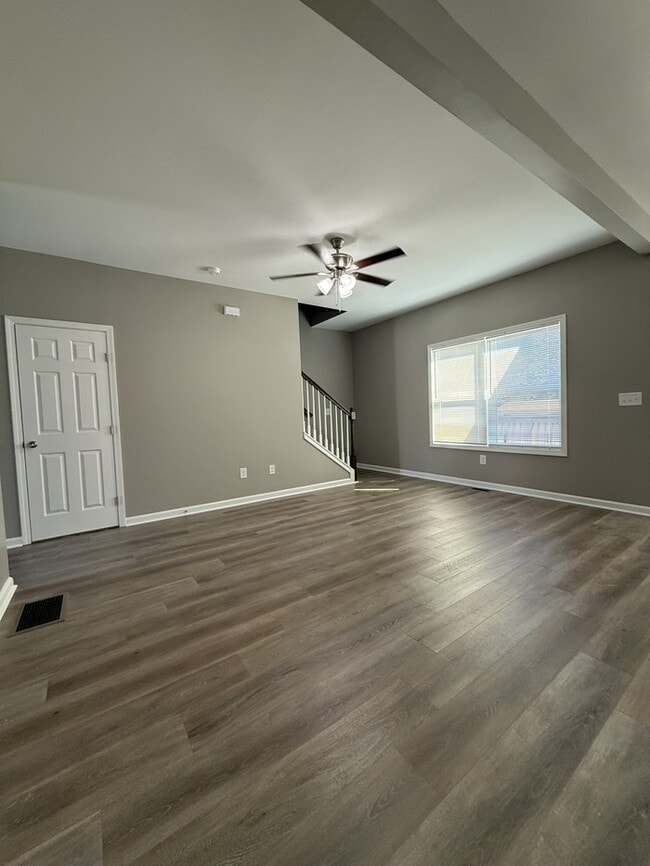 Building Photo - 174 Charlotte Cir