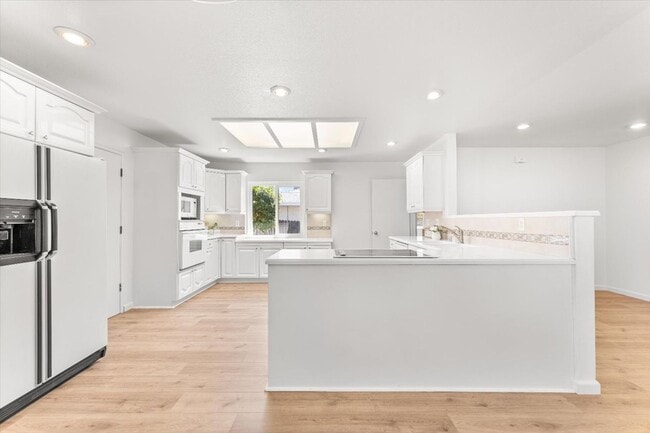 Building Photo - BEAUTIFUL UPDATED HOME IN CITRUS HEIGHTS!!