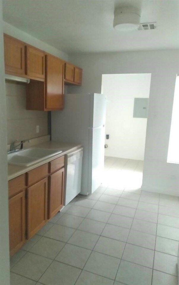 Foto del edificio - 1177 NW Ozmun Ave