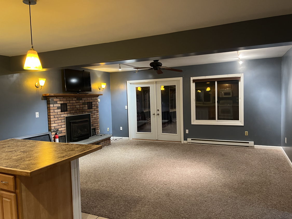 Living Room & Fireplace - 306 Heather Ln