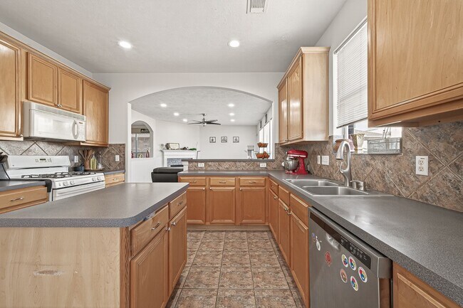 Foto del edificio - 7023 Westford Park Ln