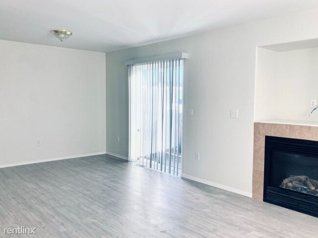 Foto del edificio - 11719 E Mansfield Ave