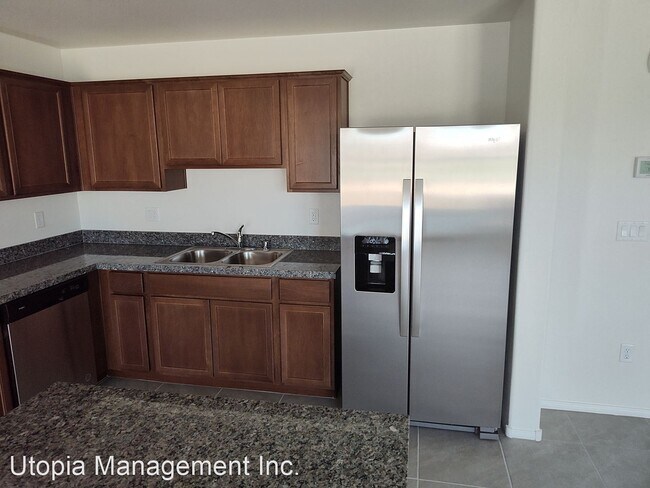 Building Photo - 3 br, 2 bath House - 856 Turtleback Falls Ave