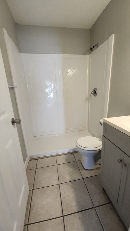 Building Photo - 115 Shell Ave SE