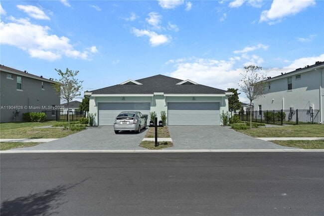 Foto del edificio - 19655 Barn Swallow Way