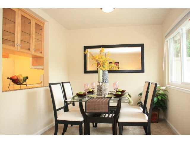 Dinning room - 97 Sherland Ave