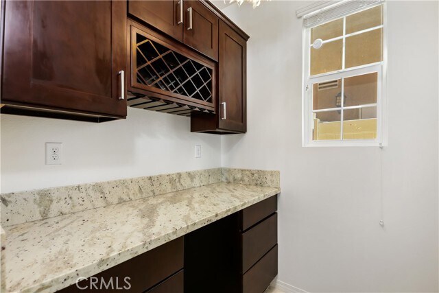 Building Photo - 309 W Via Rua Flores