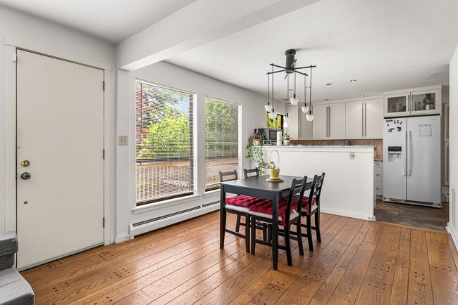 Photo - 3 Clemens Ct House