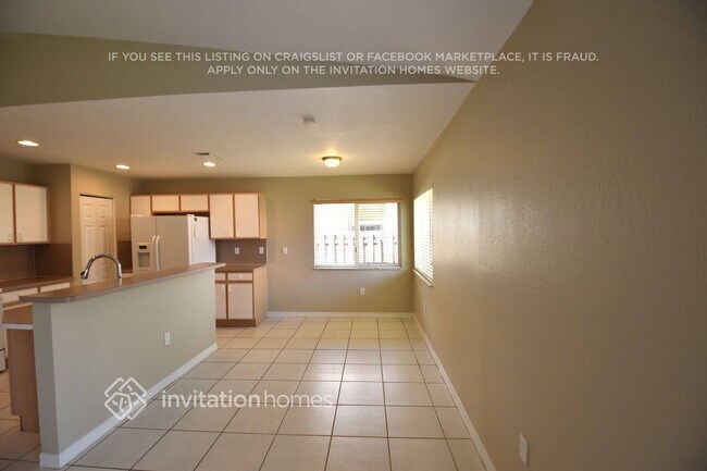 Foto del edificio - 16887 Crestview Ln
