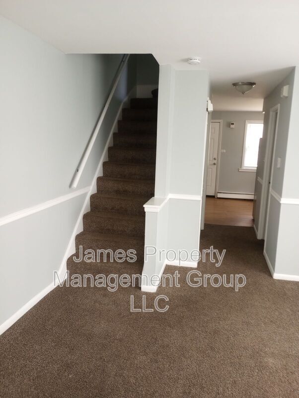Foto del edificio - 6914 S Cornell Ave