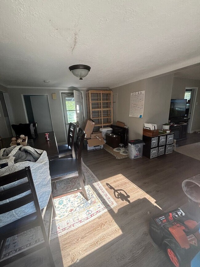 Building Photo - 2 Bed 1 Bath Home for RENT