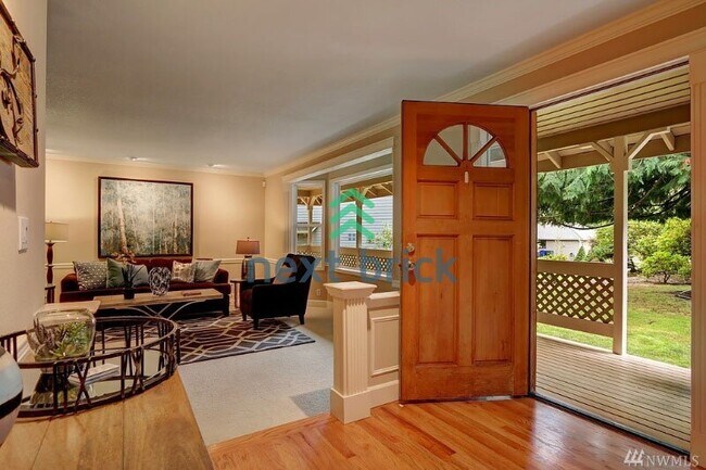 Foto del edificio - Rare opportunity!! Spacious 3 Bedroom Sammamish Home with 2 bonus rooms, RV Parking & Huge Backyard!