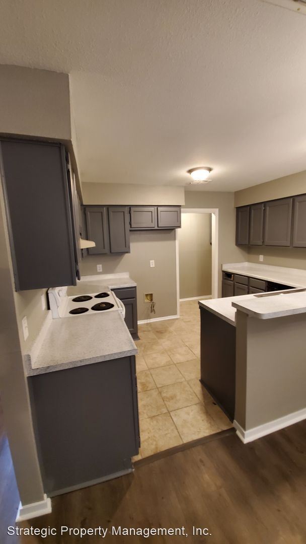 Building Photo - 3 br, 2 bath House - 4704 Oakfield Way