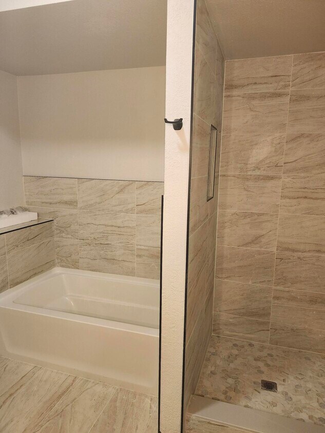 Foto del edificio - 534 N Water St